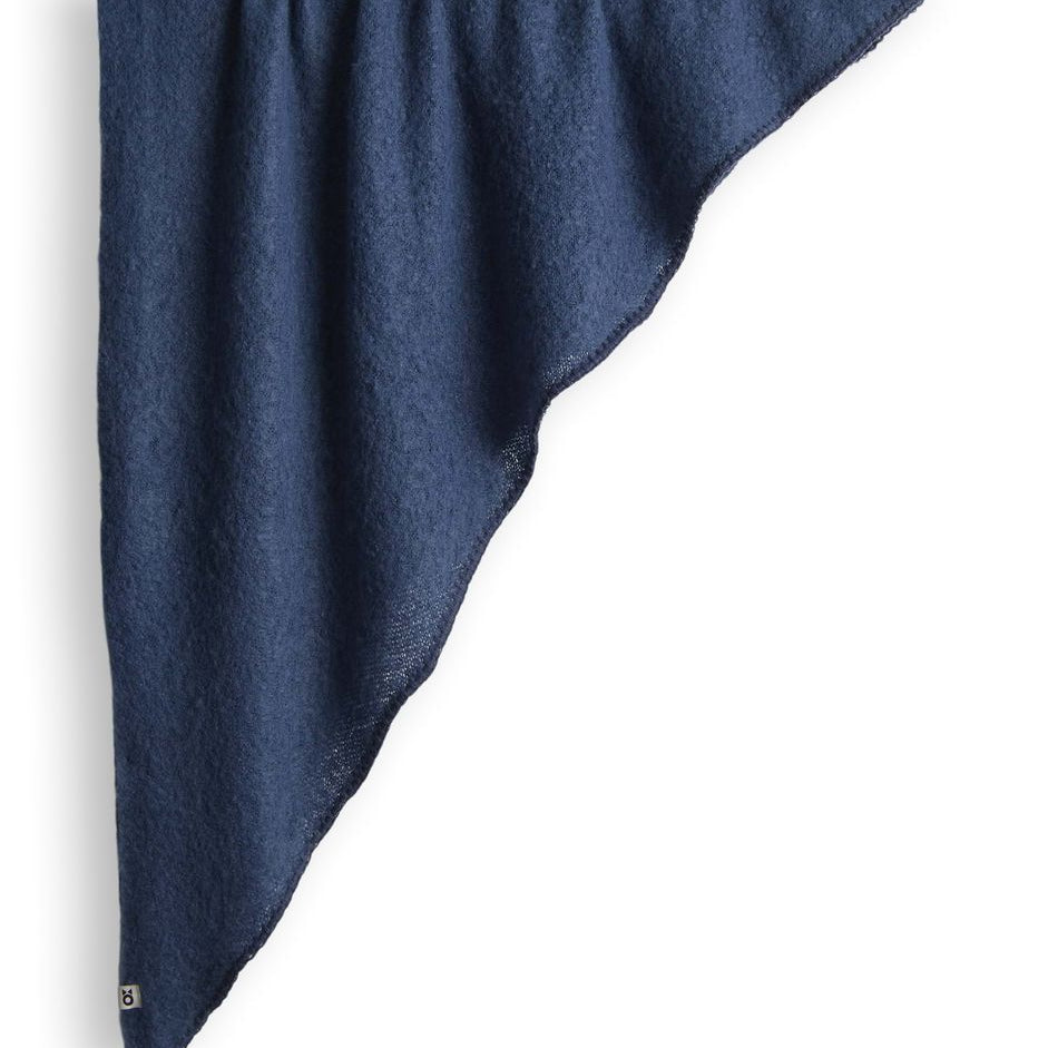 Amadsi scarf