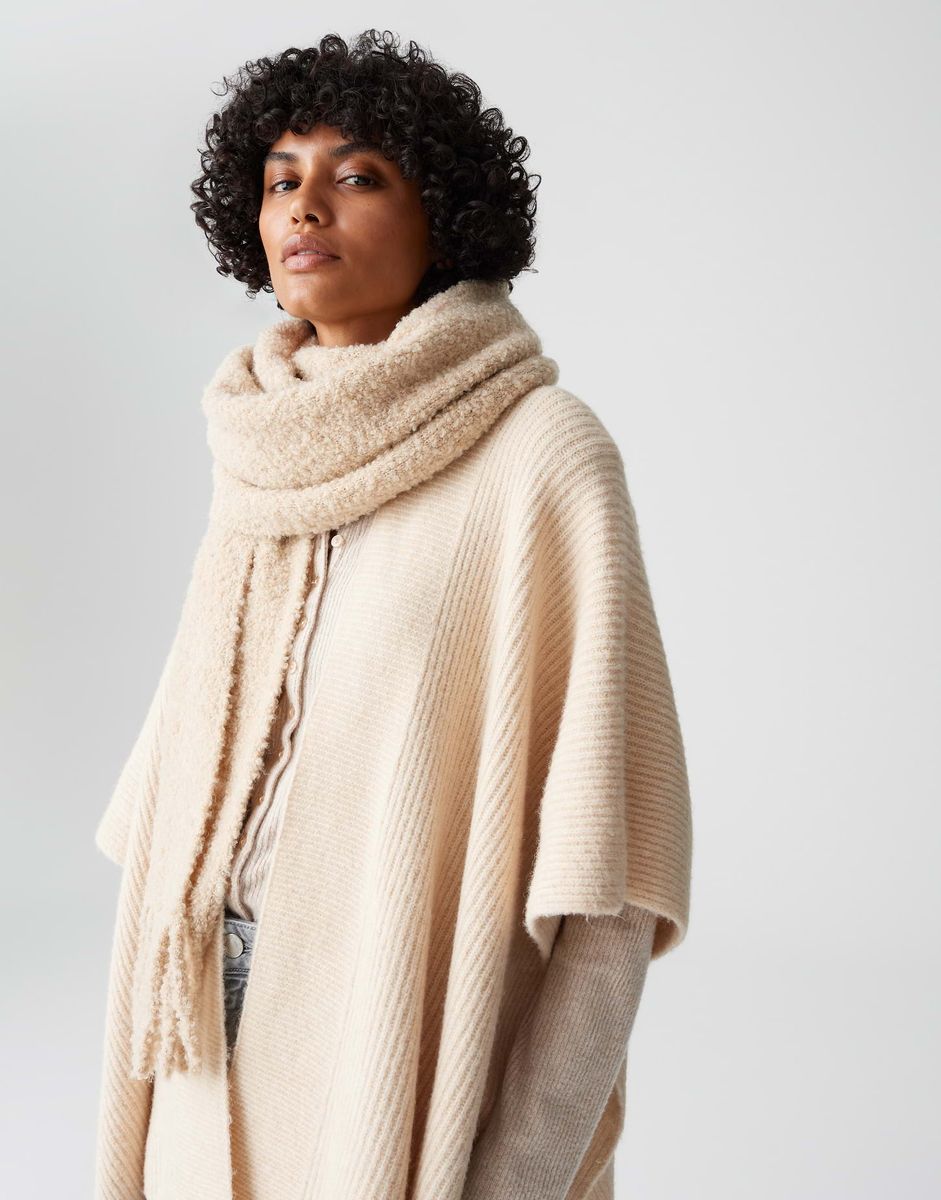 Amoni scarf