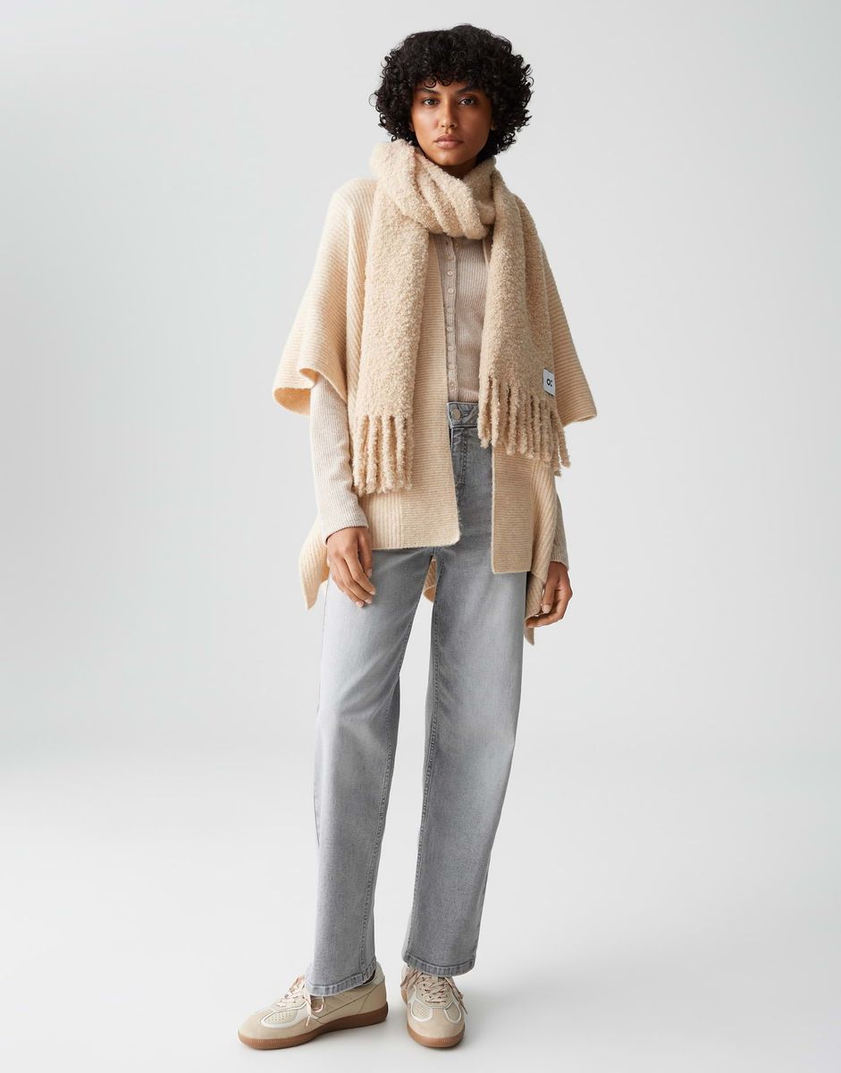 Amoni scarf