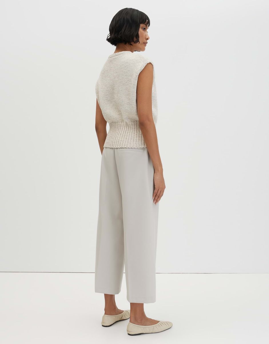 Charlie cropped ease
