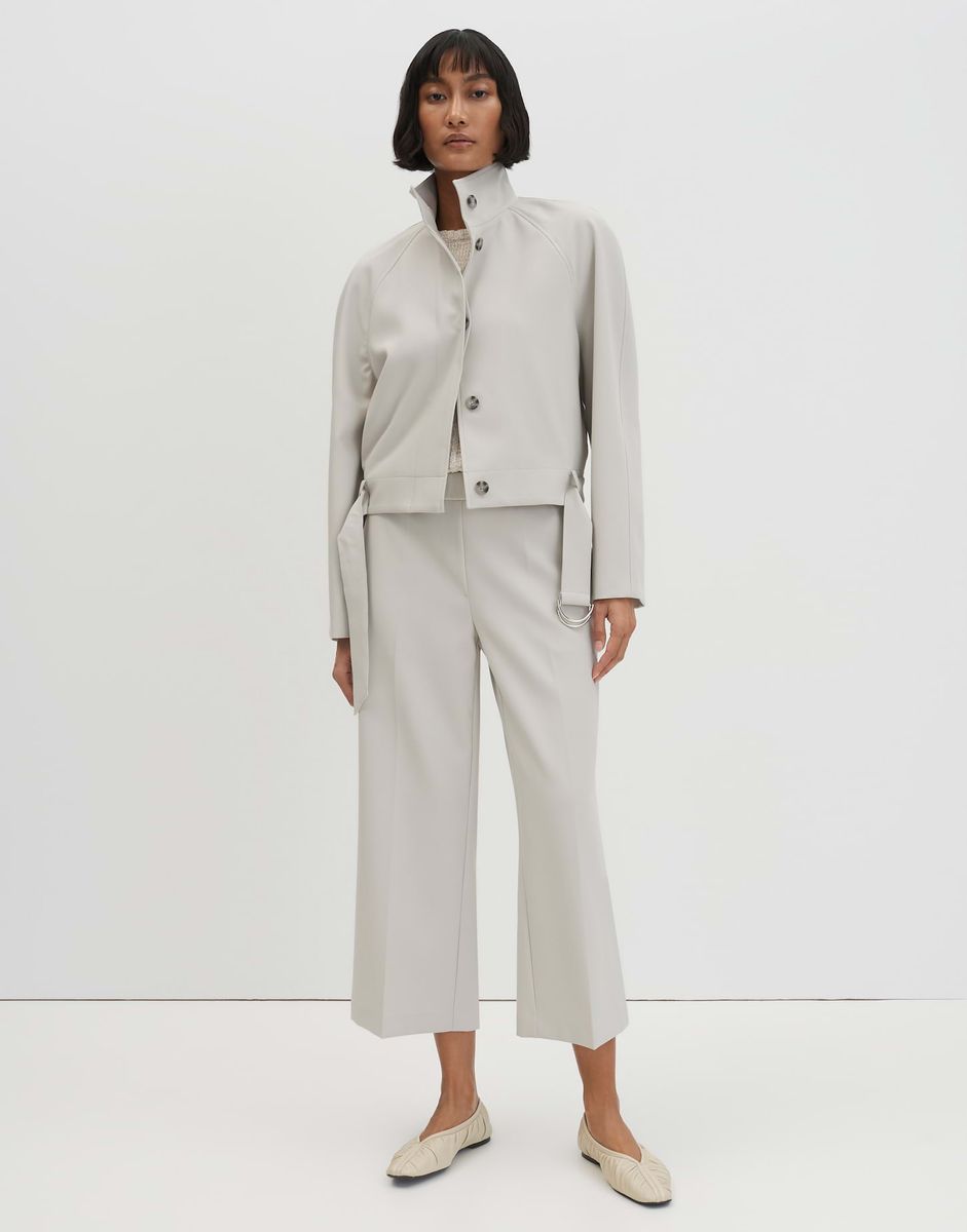 Charlie cropped ease