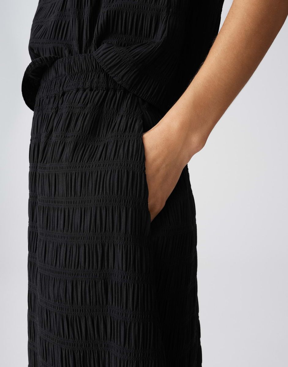 Ronella structured