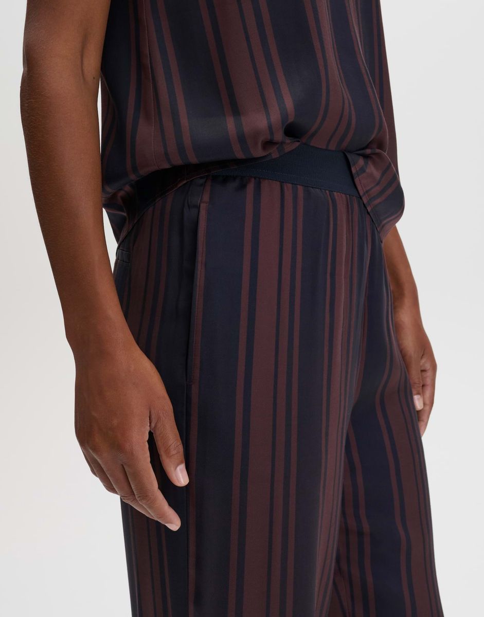 Cevil stripe