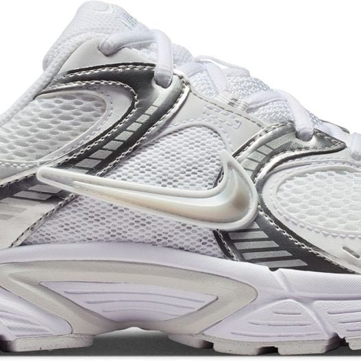 NIKE Damen Freizeitschuhe W V5 RNR