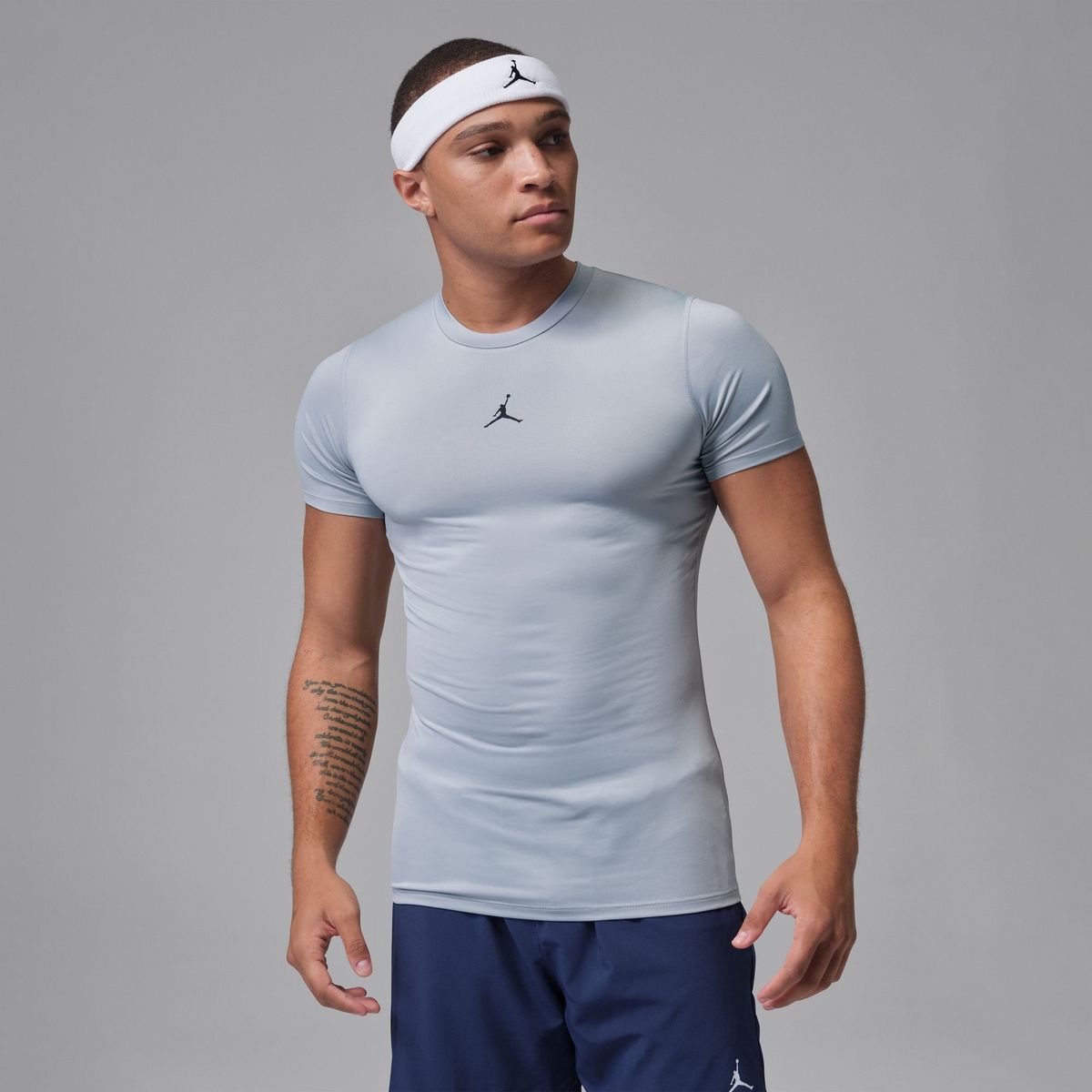 M J DF SPRT SS COMP TOP