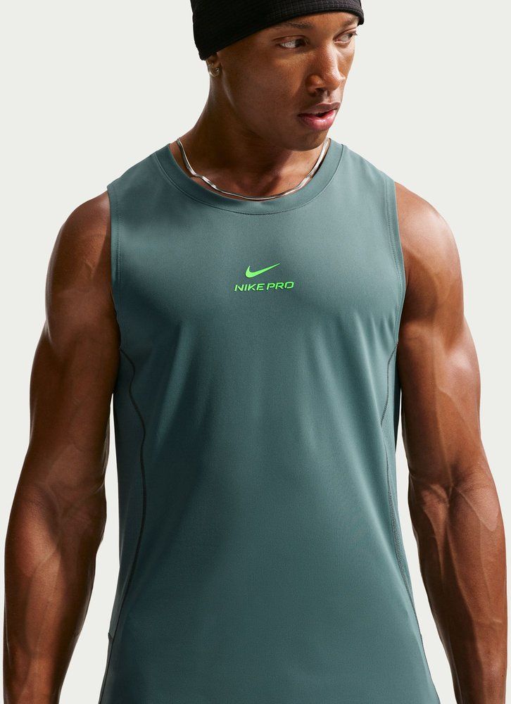 NIKE Herren Shirt Pro Training