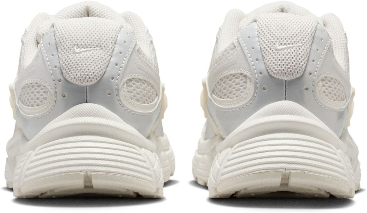 NIKE Damen Freizeitschuhe W V5 RNR