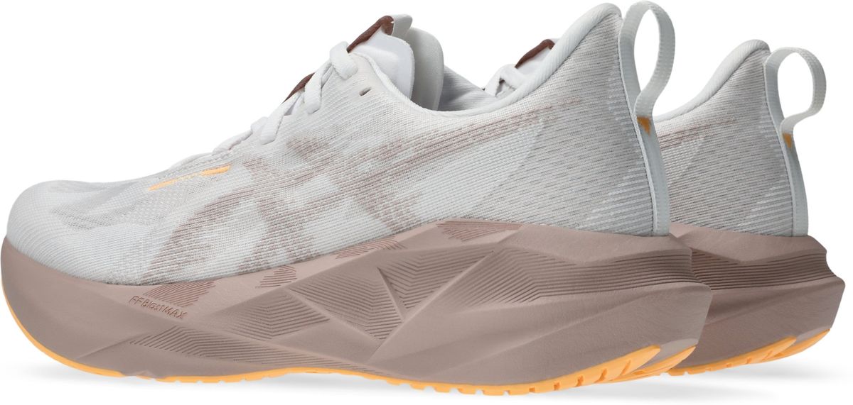 ASICS Damen Laufschuhe NOVABLAST 5