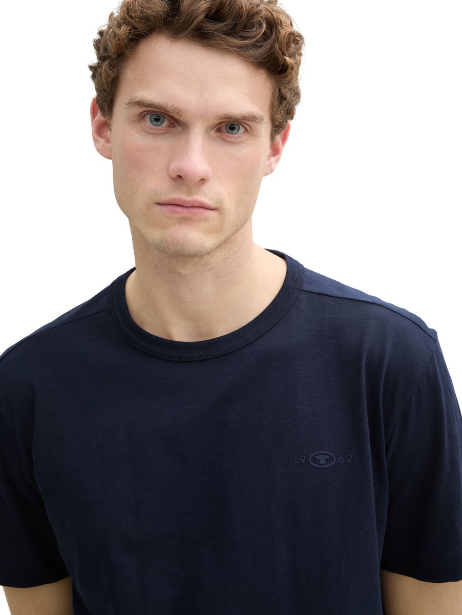 t-shirt with print