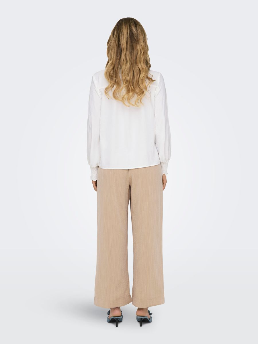 ONLMETTE V-NECK LS SMOCK TOP NOOS W