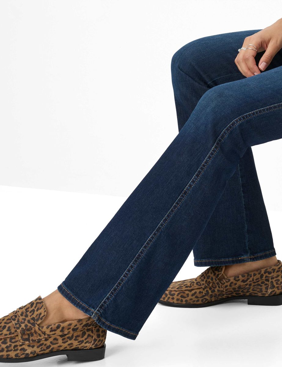 STYLE.SHAKIRA