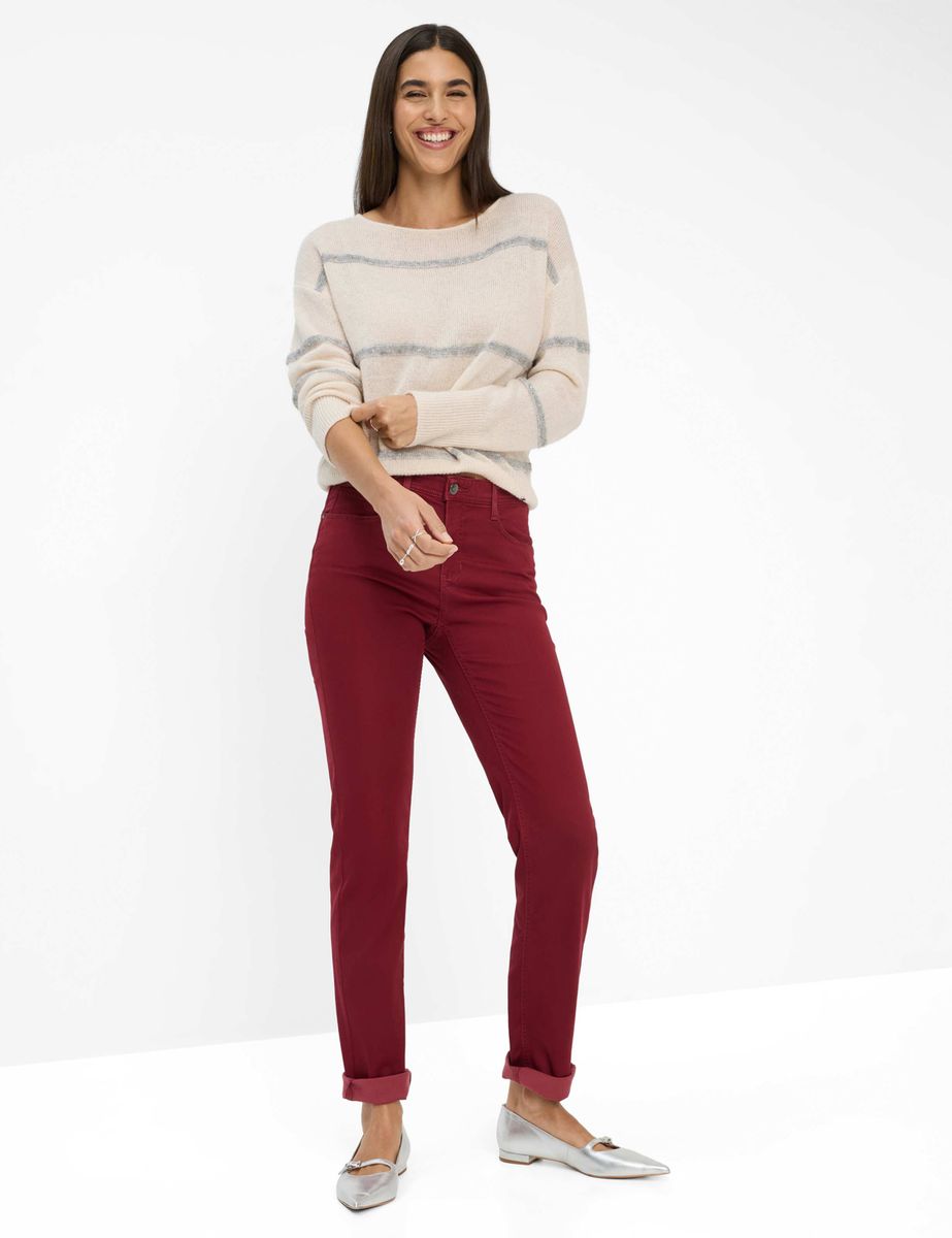 STYLE.CAROLA
