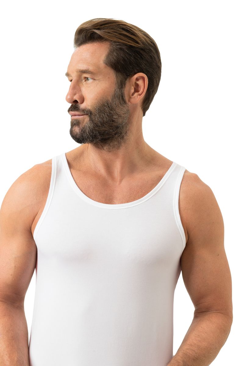 Athletic-Shirt