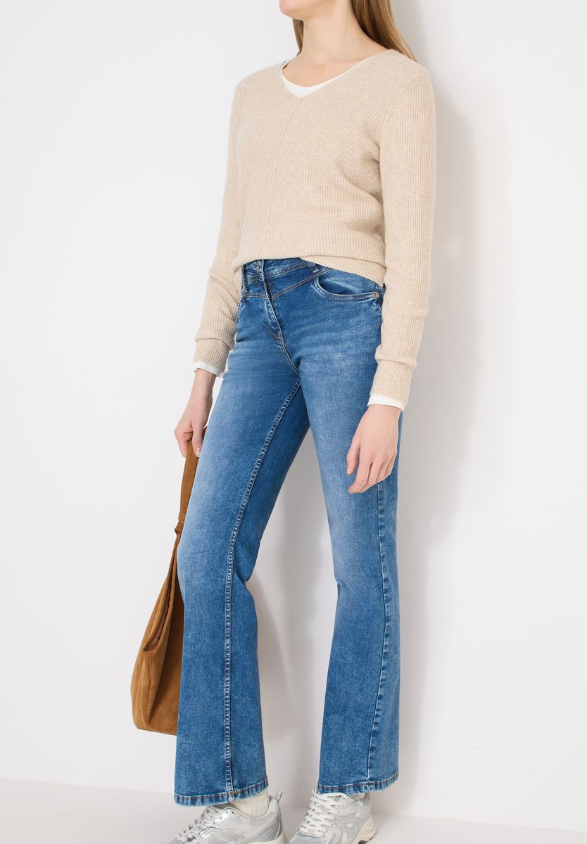 Bootcut Jeans