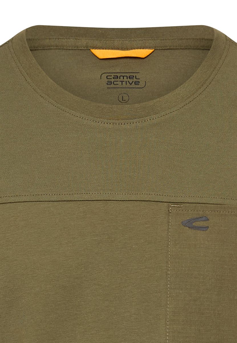 T-Shirt mit Brusttasche