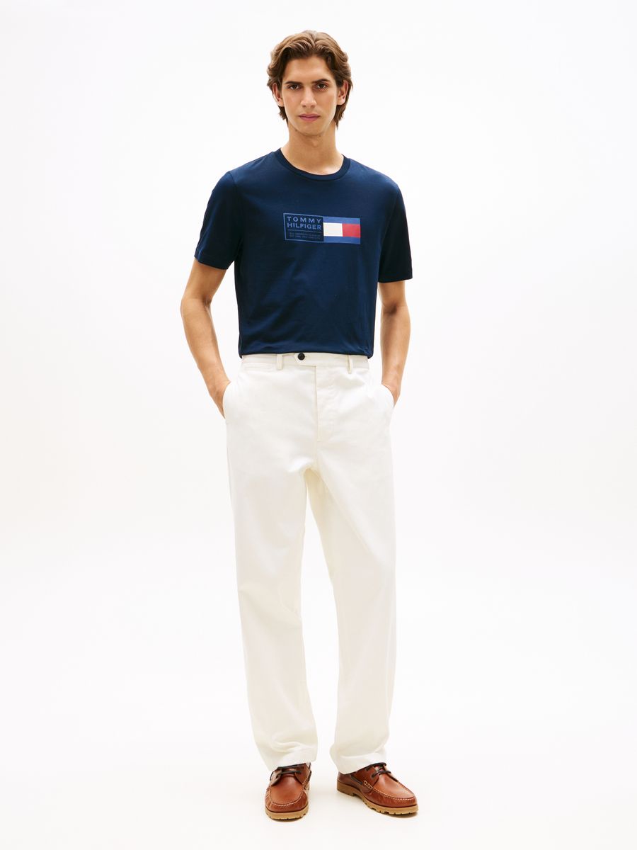 BRAND LOVE TEXT BOX TEE
