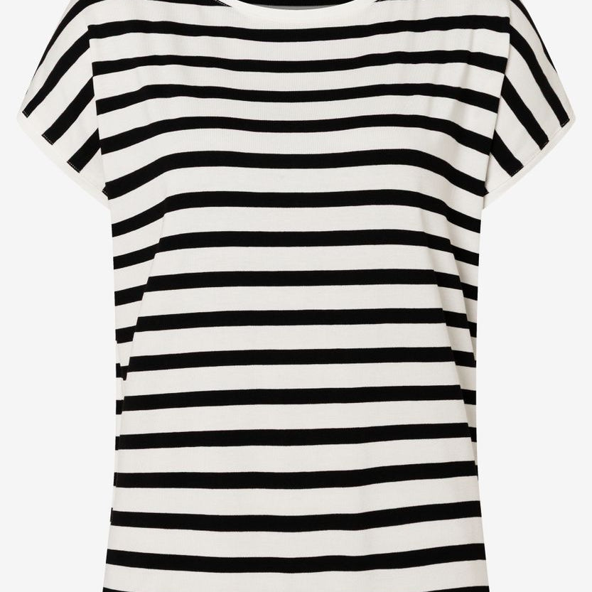 striped shirt