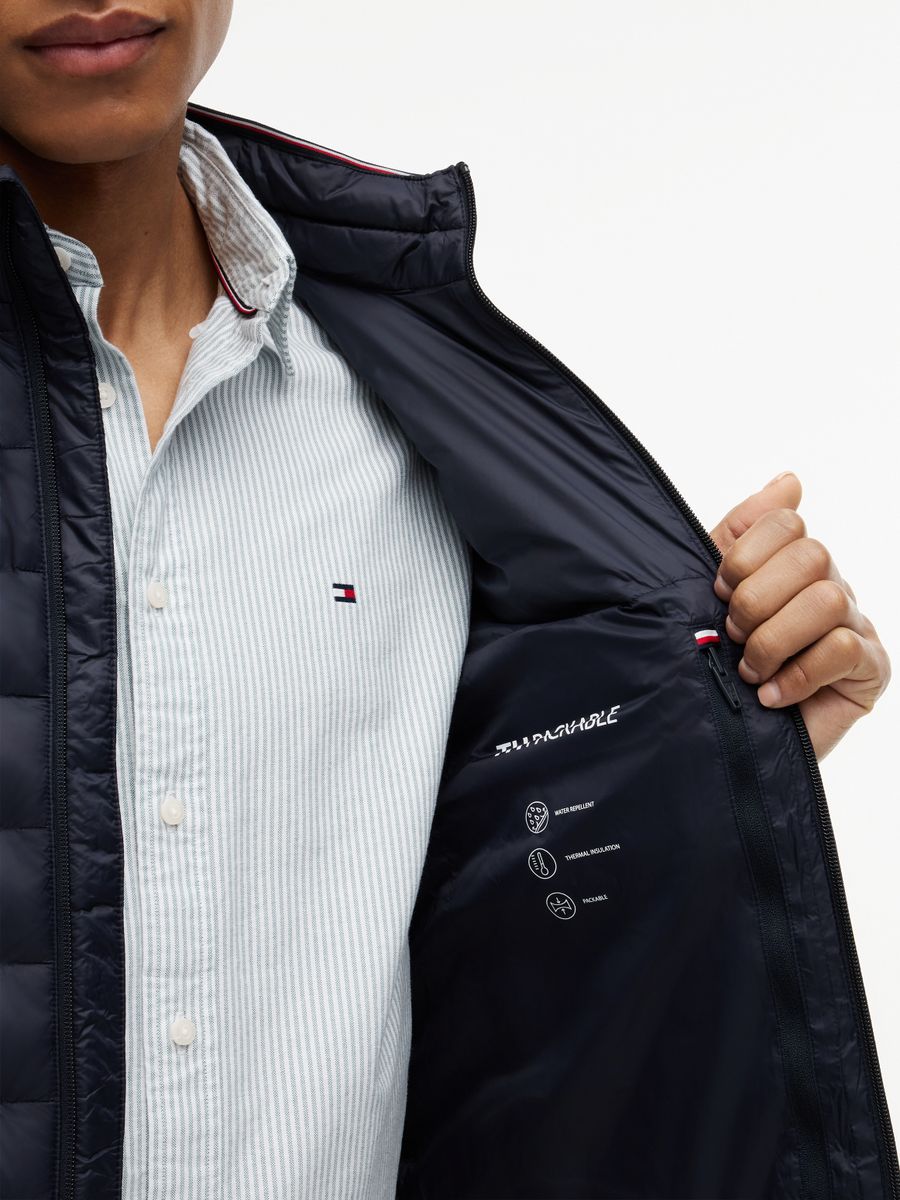 CORE PACKABLE RECYCLED VEST