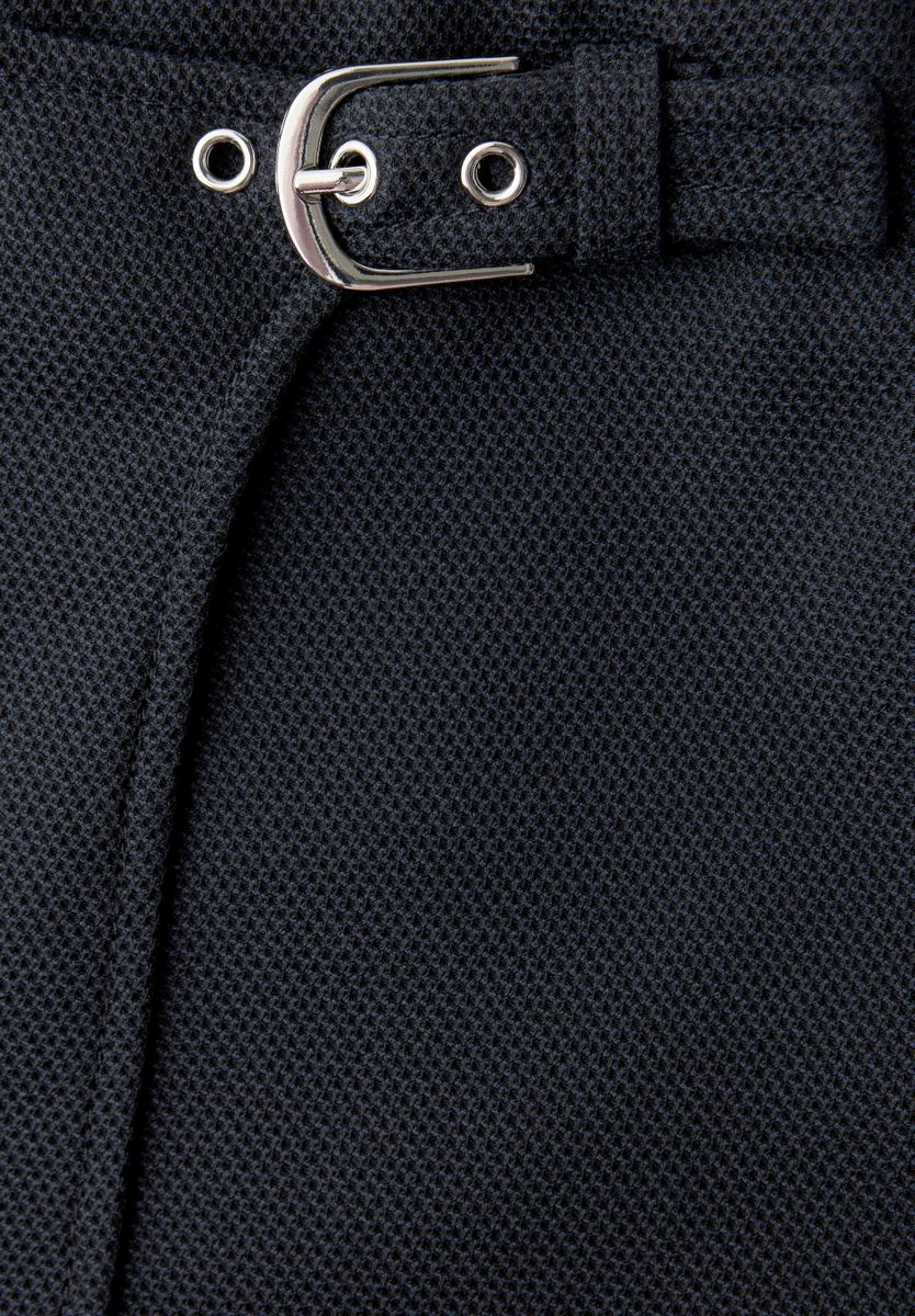 Knielanger Skort mit Schnalle