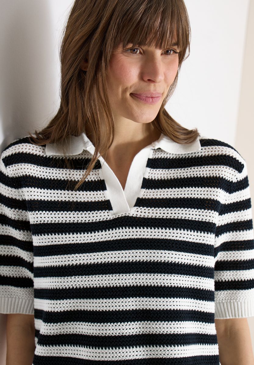Kurzarm Poloshirt in Crochet-Qualität