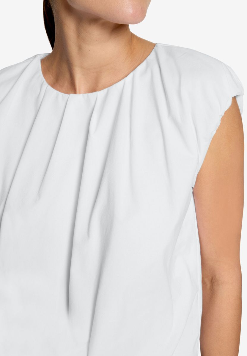 Cropped-Shirt mit Rundhalsausschnitt