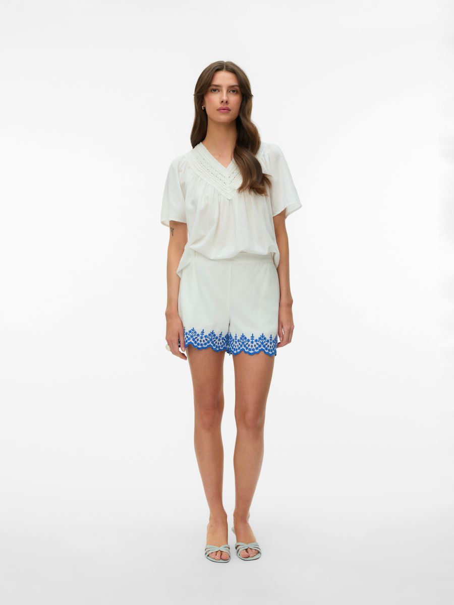 VMKARLA S/S V-NECK TOP WVN BTQ