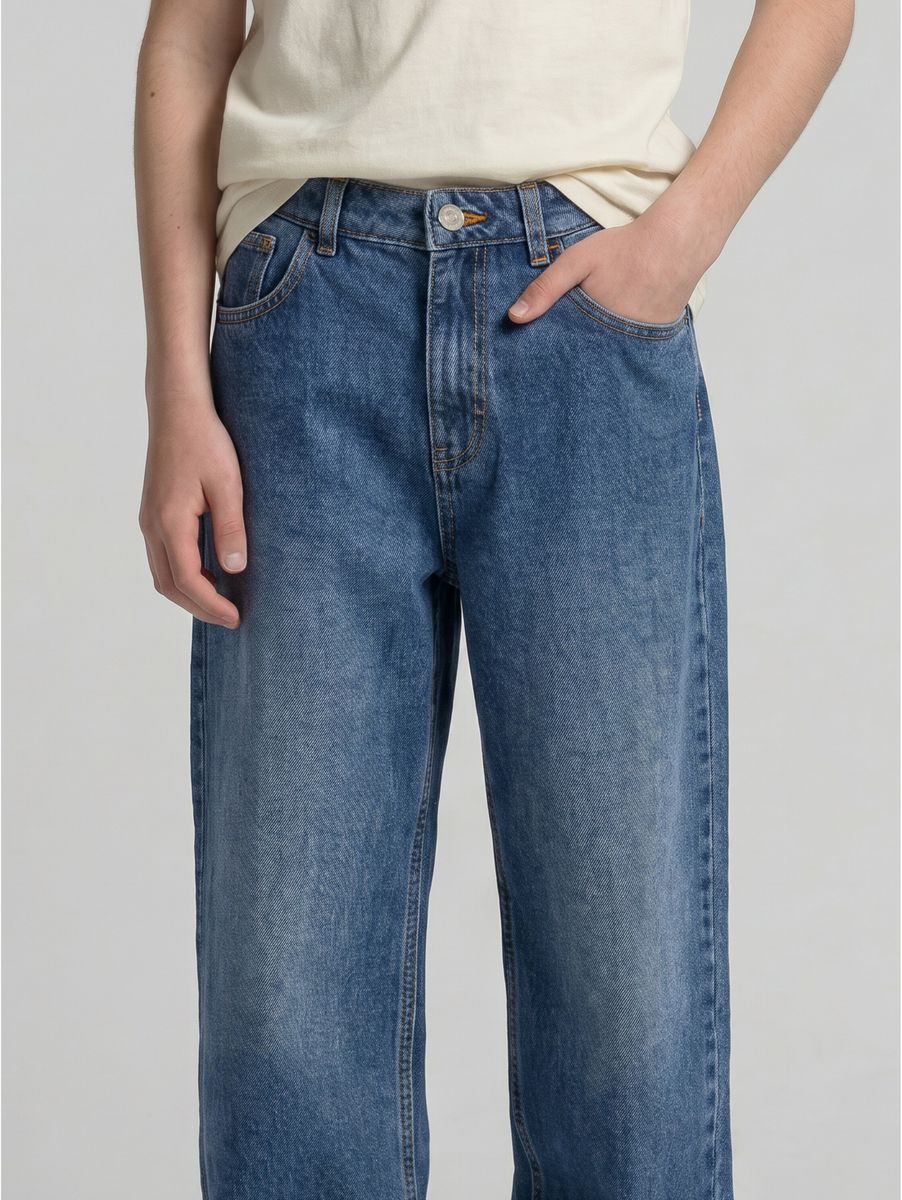 baggy denim