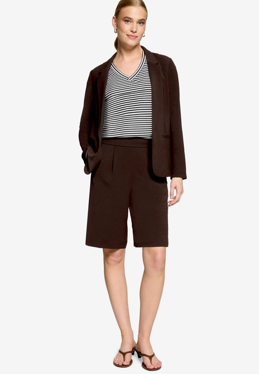Bermuda-Shorts mit Gürtel