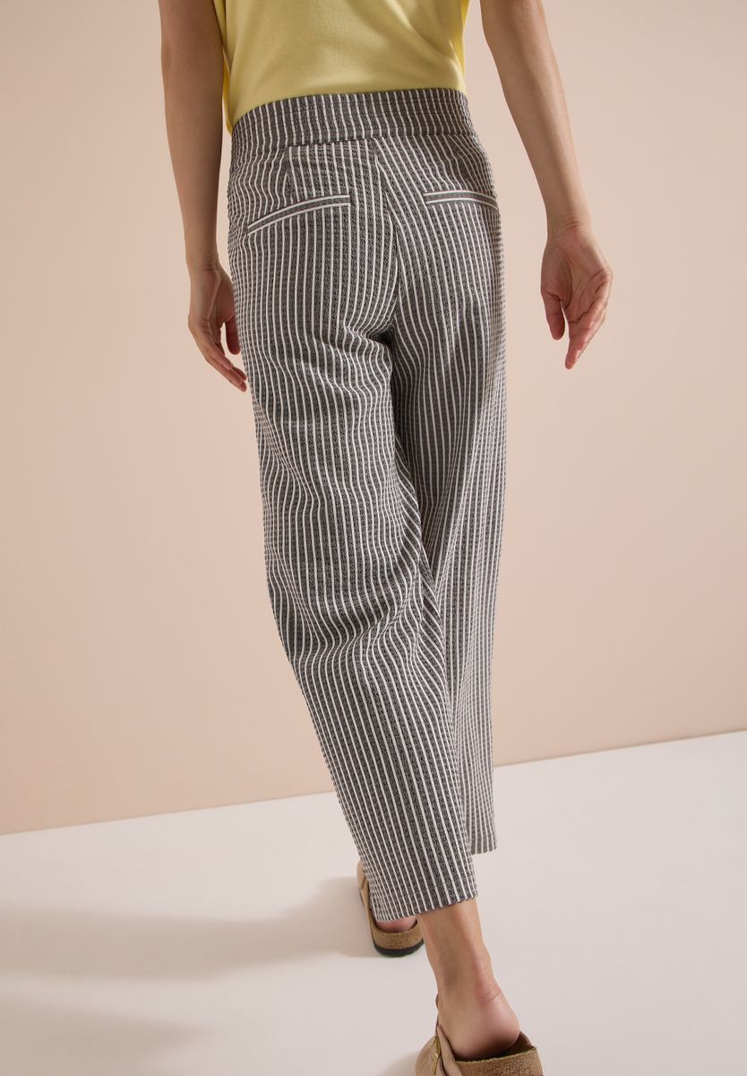 Wide Leg Hose in Seersucker-Qualität