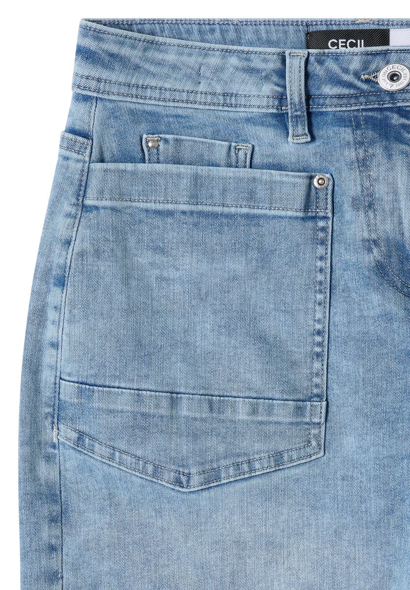 Barrel Leg Jeans mit aufgesetzten Taschen
