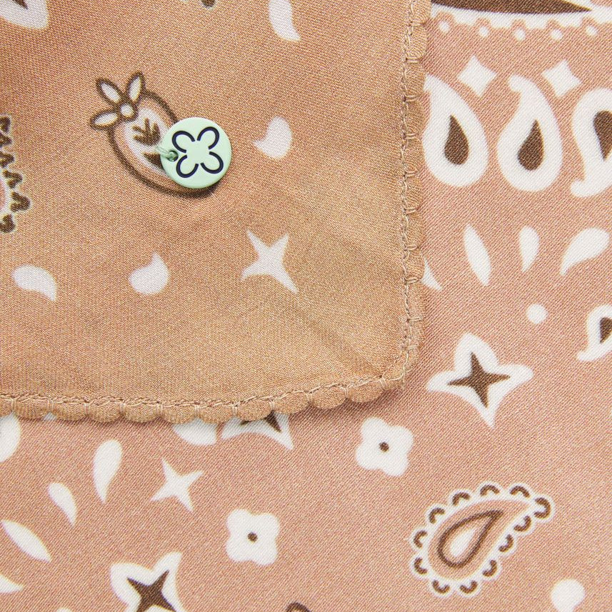 Dreieckstuch aus Viskose mit Bandana-Print