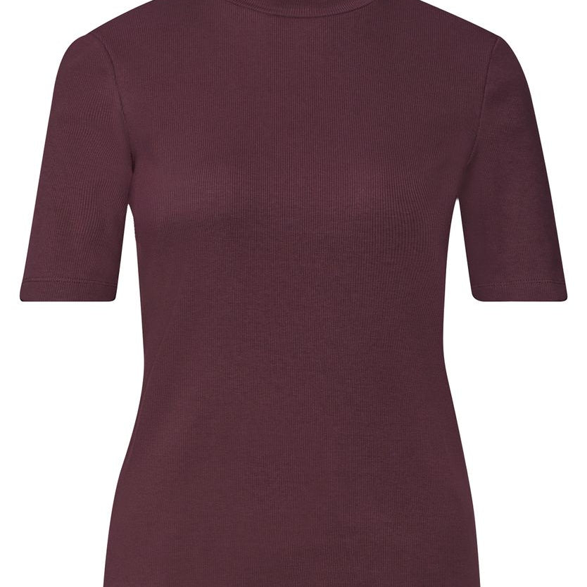 T-Shirt mit Turtle Neck in Rippstruktur