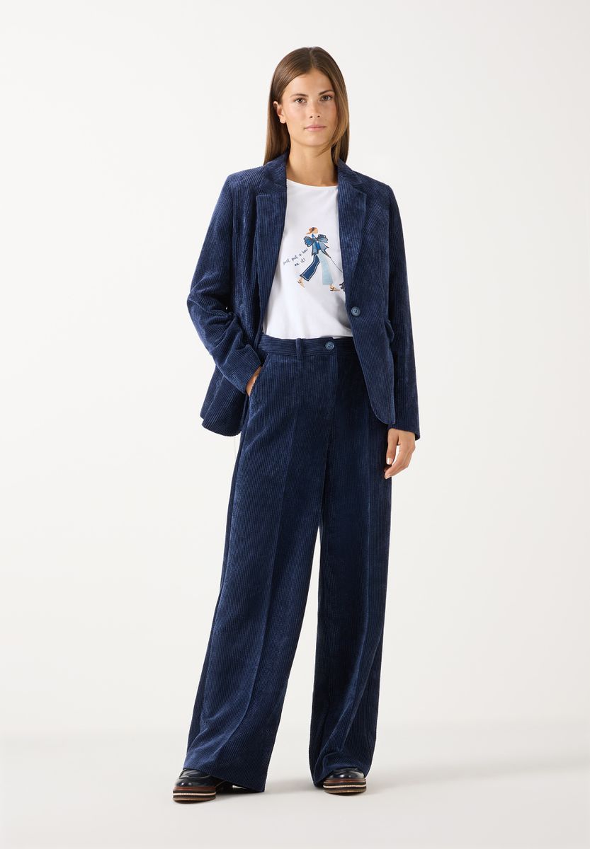 Cordhose mit weitem Bein