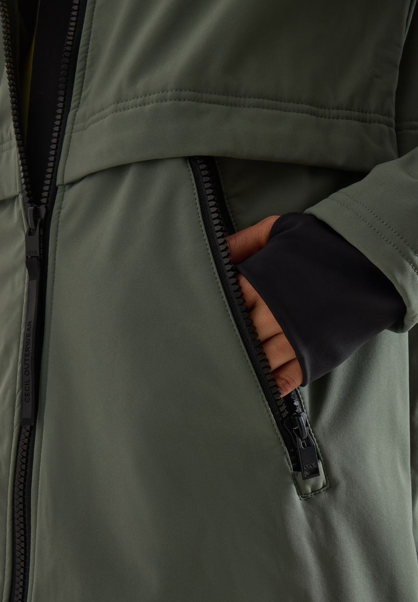 Softshell Mantel mit Kapuze