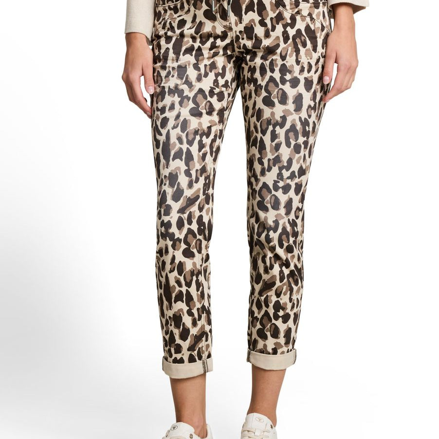 Tapered Relaxed Hose