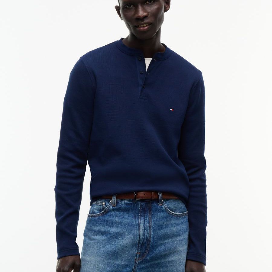 WAFFLE TEXTURE LONGSLEEVE HENLEY