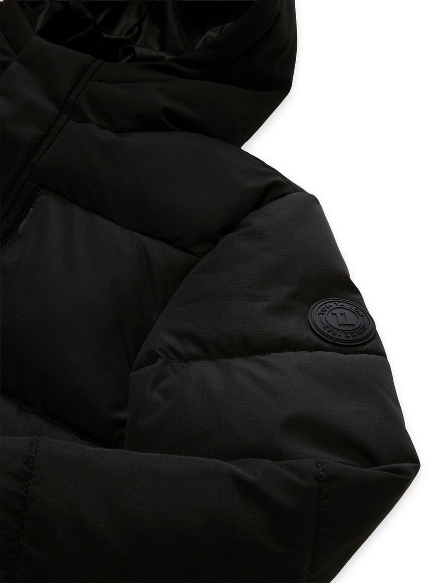 Puffer-Jacke aus wasserabweisendem Material