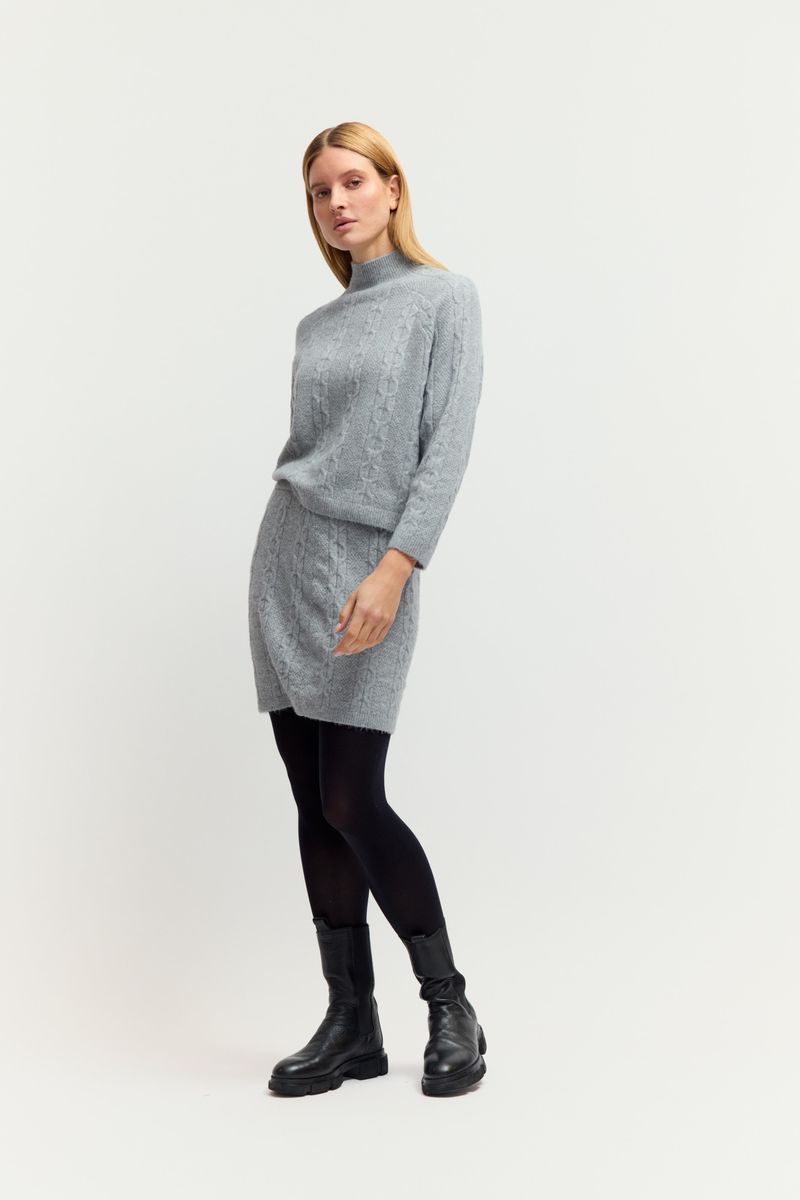 Cable Knit Pullover