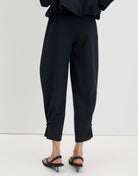 Charlie curved pinstripe