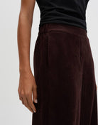 Cisilia curved corduroy