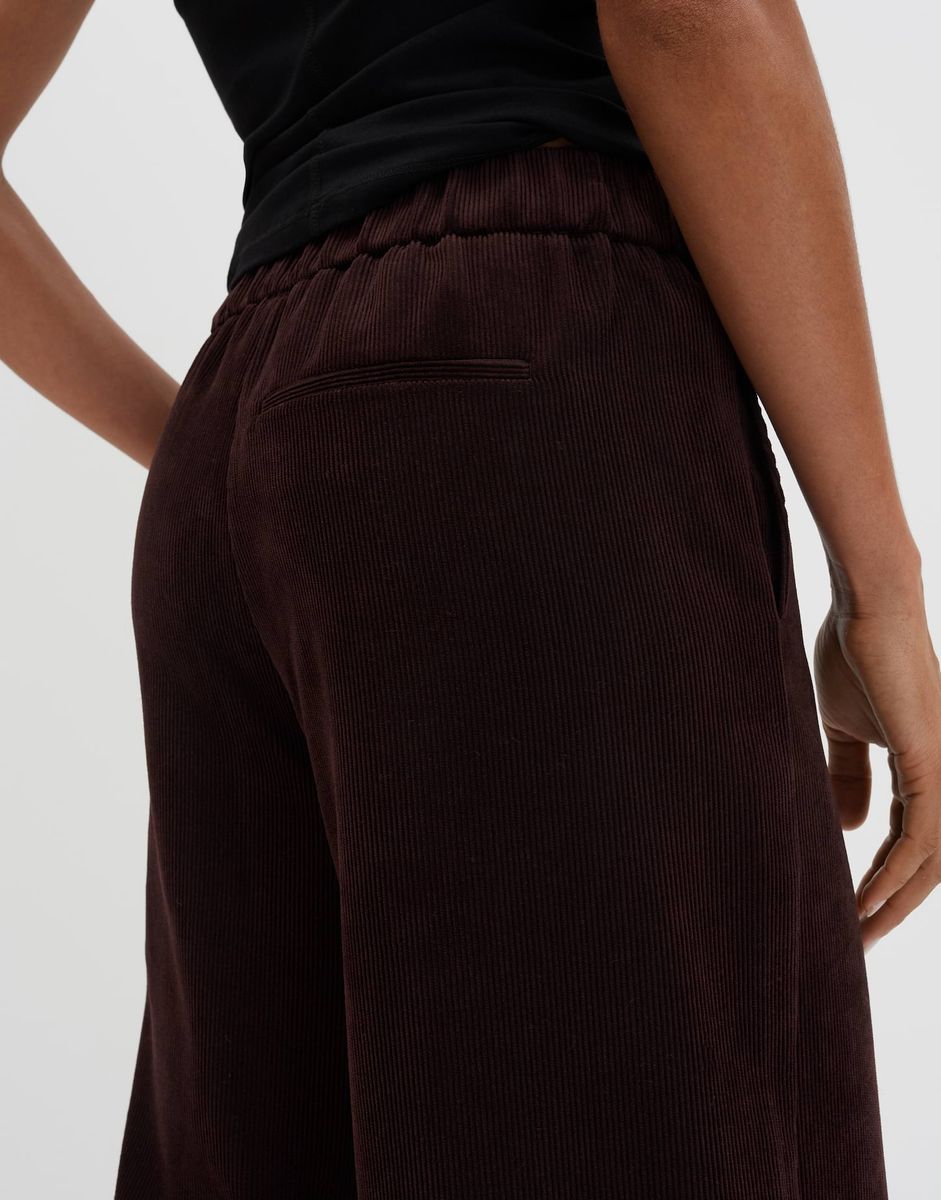 Cisilia curved corduroy