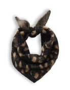 Afuzzy scarf