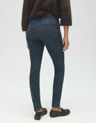 Elma blue black