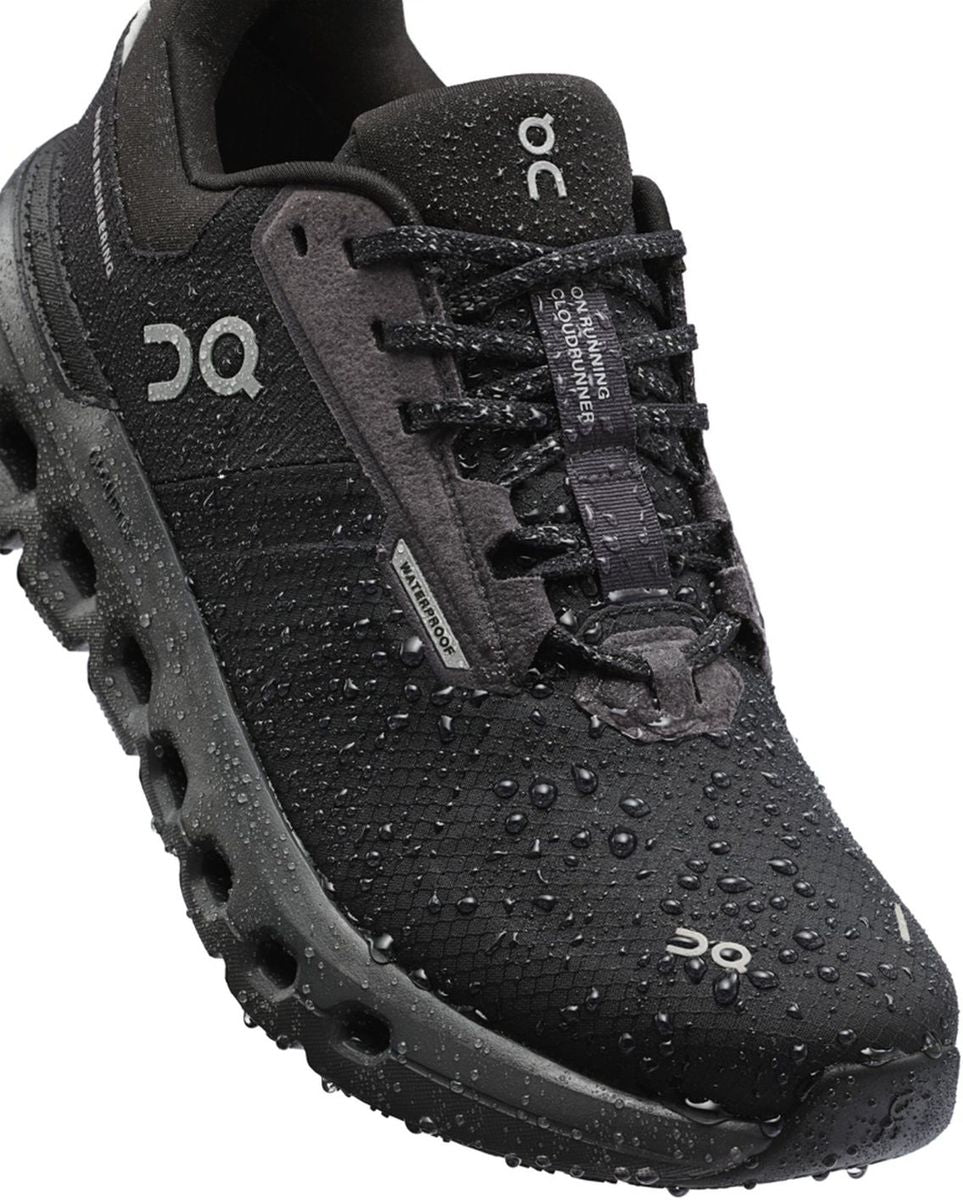 ON Herren Laufschuhe Cloudrunner 2 Waterproof