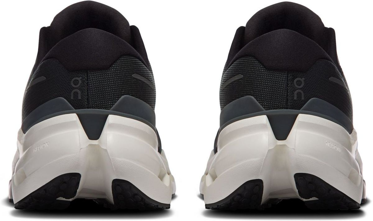 ON Herren Laufschuhe Cloudrunner 3