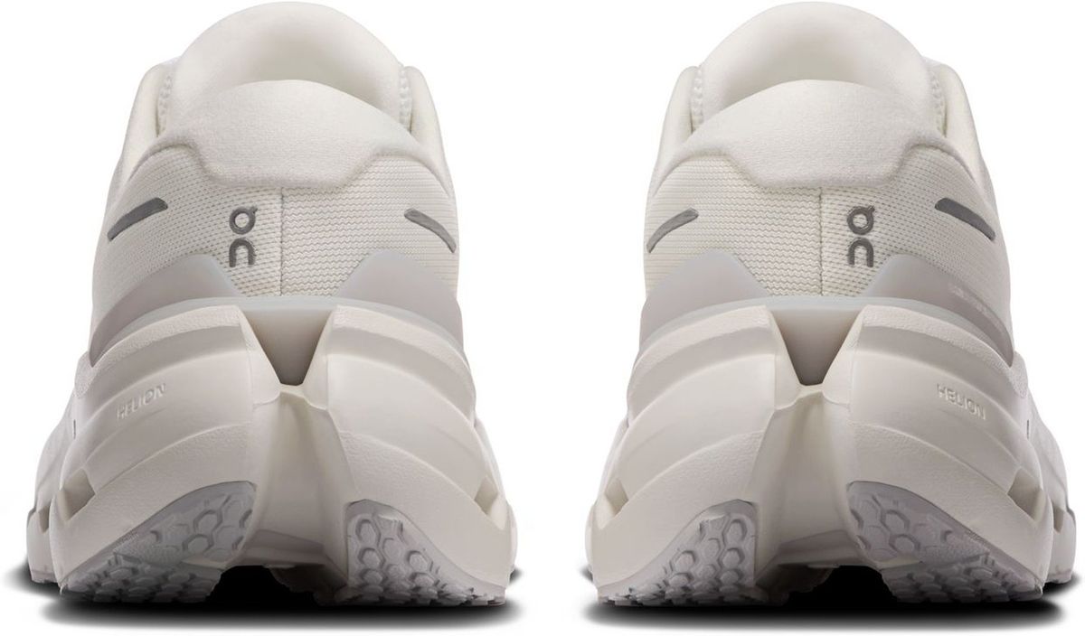 ON Damen Laufschuhe Cloudrunner 3