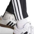 ADIDAS Herren Sporthose Essentials 3-Streifen Woven