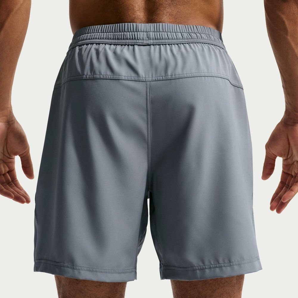 NIKE Herren Shorts M NK DF FORM 7IN UL SHORT