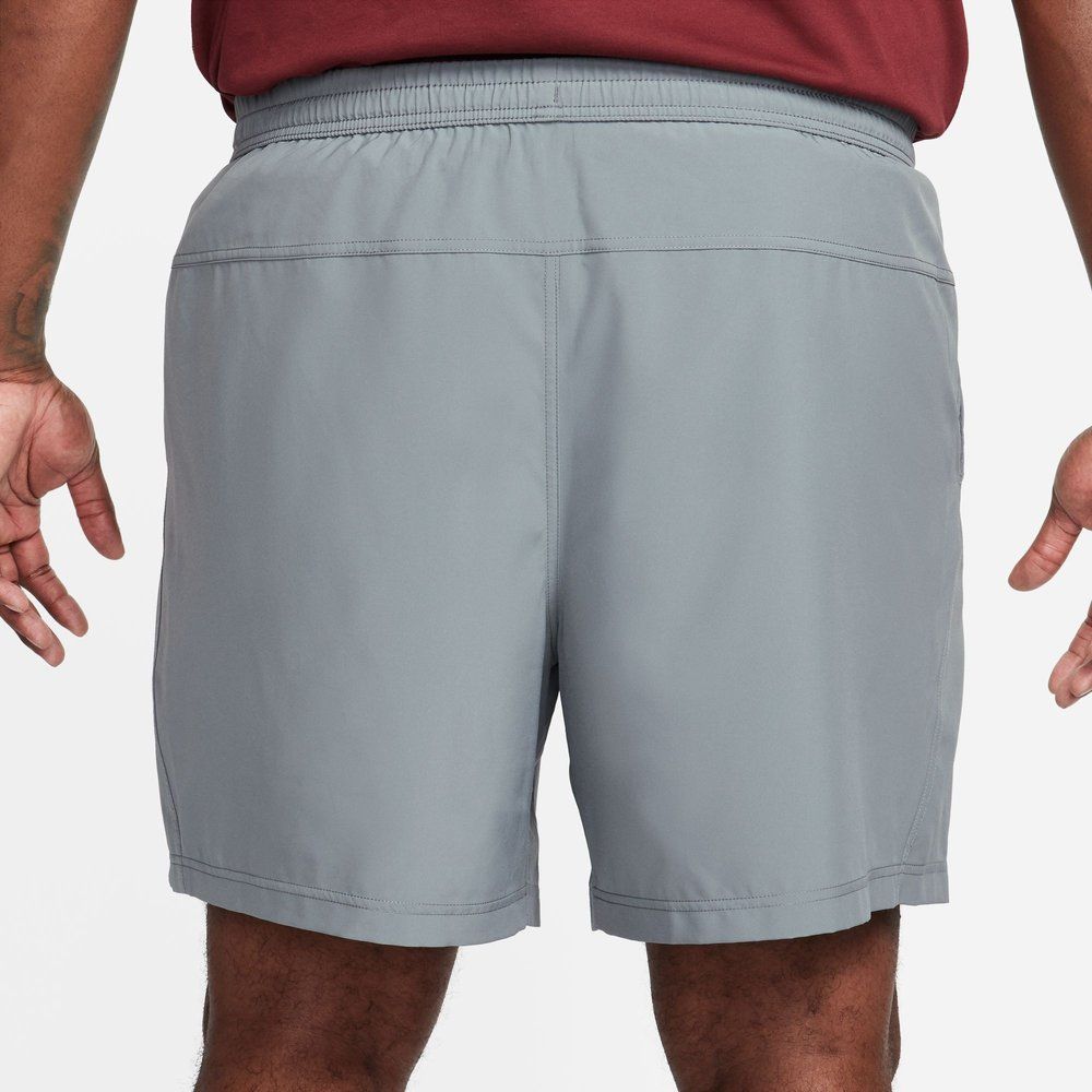 NIKE Herren Shorts M NK DF FORM 7IN UL SHORT