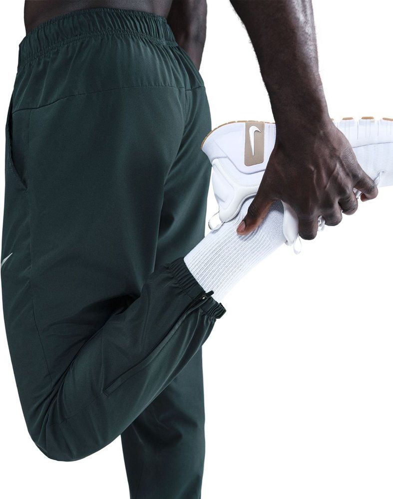 NIKE Herren Sporthose M NK DF FORM PANT TPR